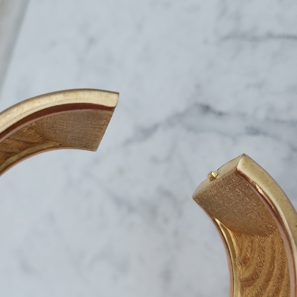 PREMIER DESIGNS CALDWELL GOLD CLAMPER BANGLE BRACELET - Picture 5 of 6